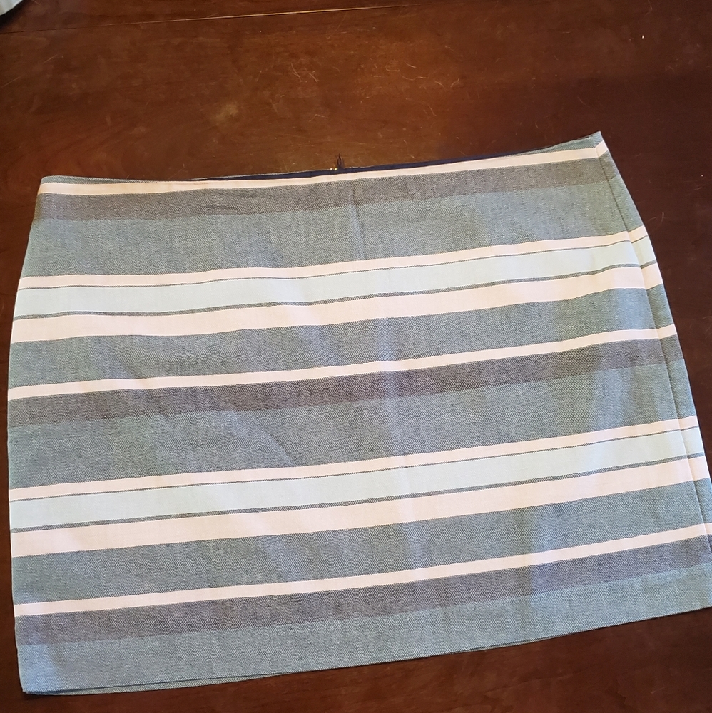 GAP mini skirt